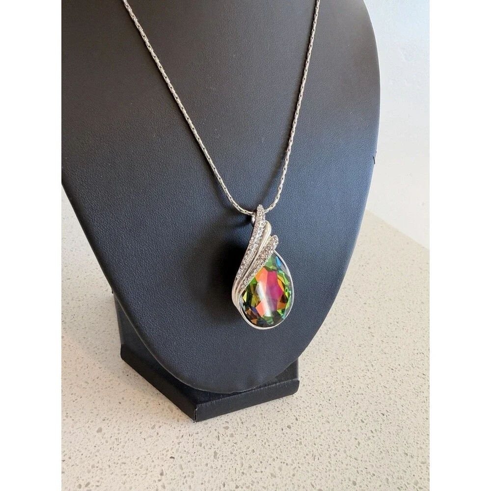 Artune Swarovski Crystal Rainbow Teardrop Pendant Silver Necklace NWT Women’s